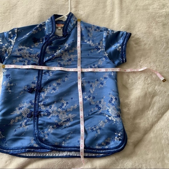 TRADITIONAL Chinese Womens Coat with frog buttons - Picture 5 of 5